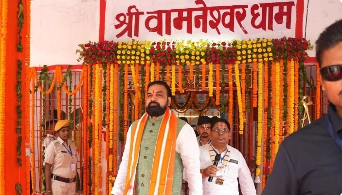 बक्सर को दो बड़े एक्सप्रेसवे की सौगात, वामनेश्वर मंदिर में CM सम्राट चौधरी ने की पूजा-अर्चना