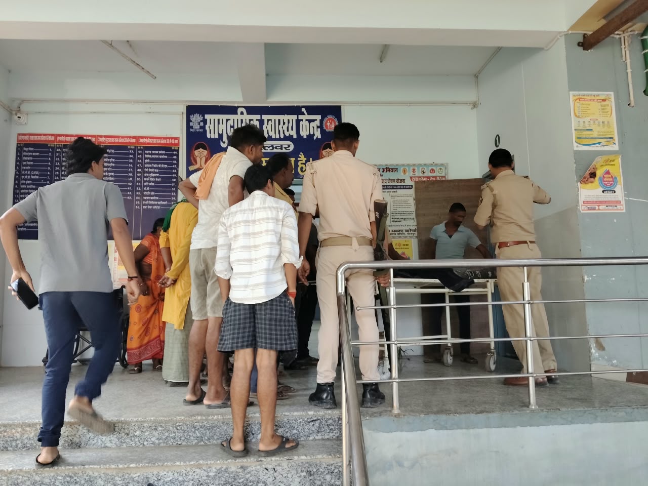 सिक्सलेन पुल पर ट्रक ने बाइक में मारी जोरदार टक्कर, 16 साल के किशोर की मौत, साथी गंभीर