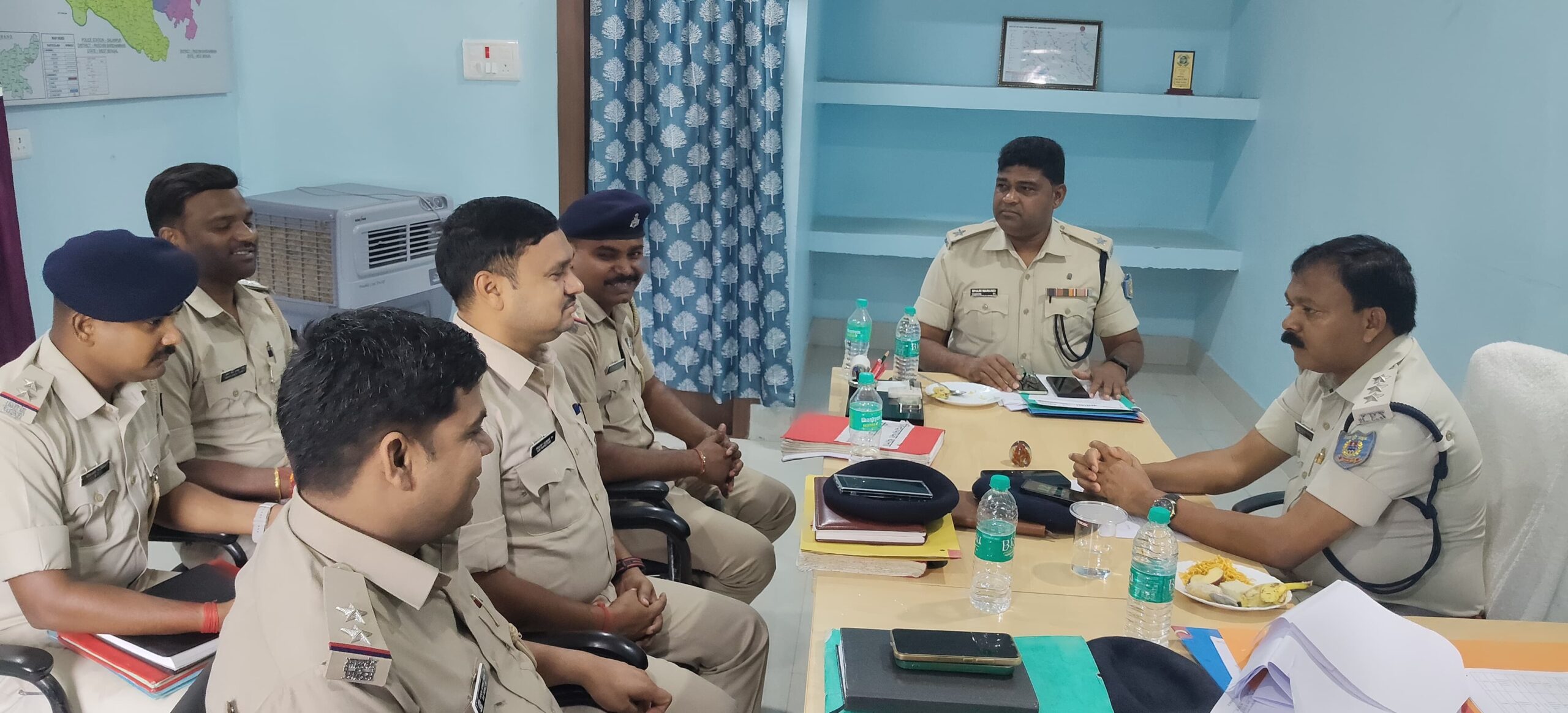 नाला में एसडीपीओ ने की क्राइम मीटिंग, दुर्गा पूजा को लेकर थाना प्रभारियों को दिए कड़े निर्देश