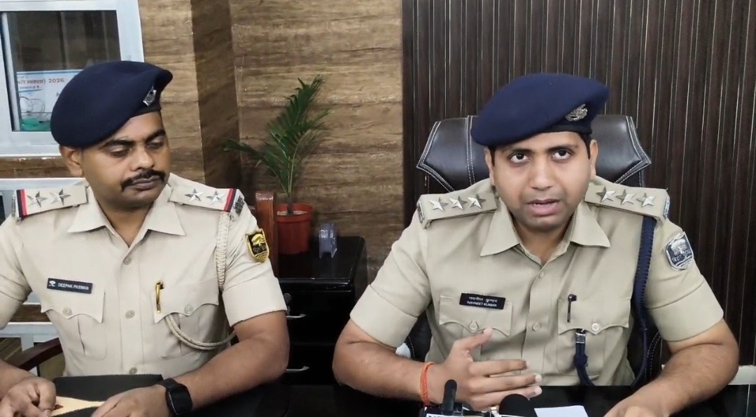 भागलपुर में CNG ऑटो से 15 किलो गांजा बरामद, गोराडीह निवासी पवन दास गिरफ्तार