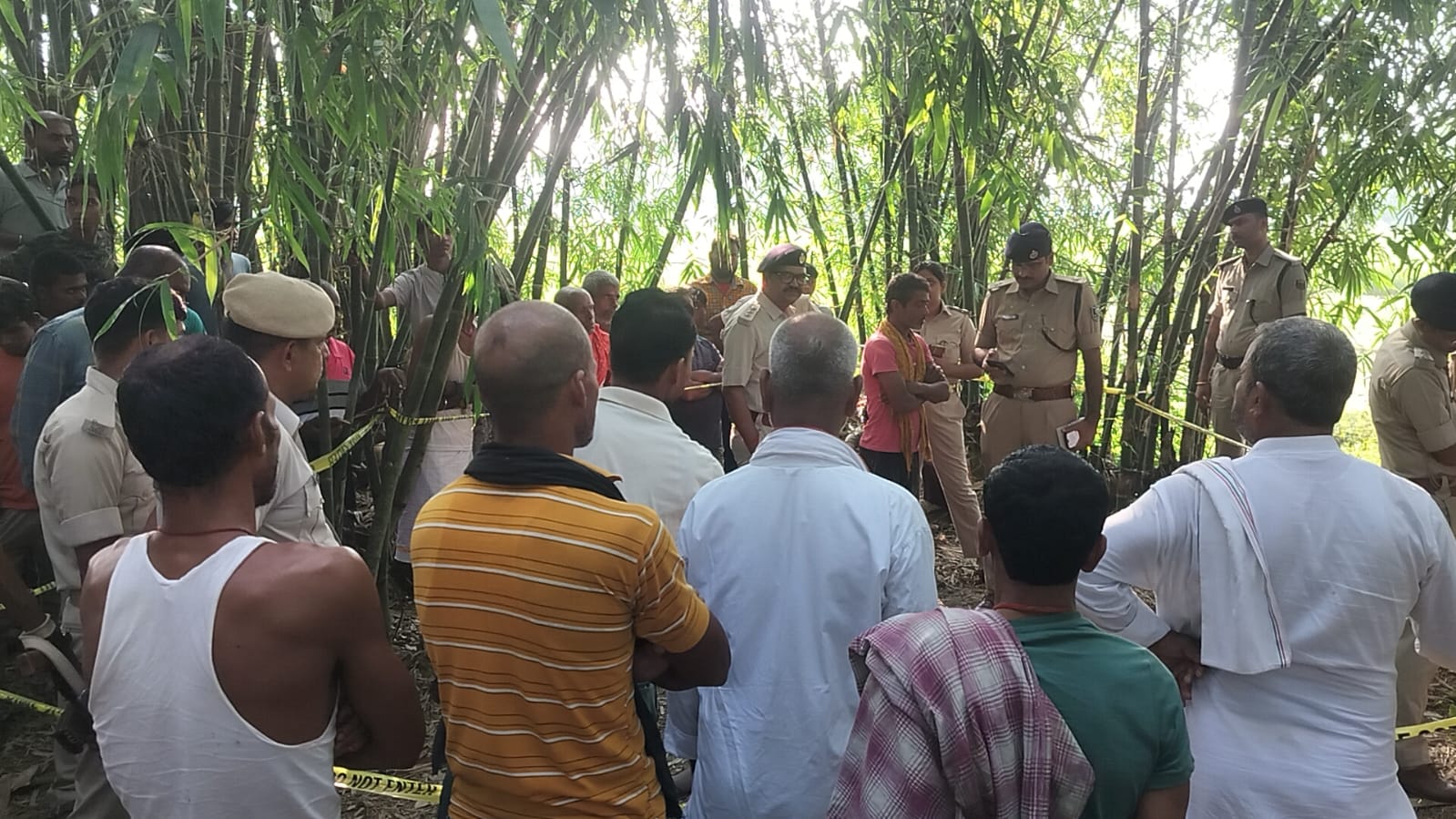 मधेपुरा में बांसबाड़ी से आठवीं के छात्र का शव बरामद, हत्या की आशंका से सनसनी