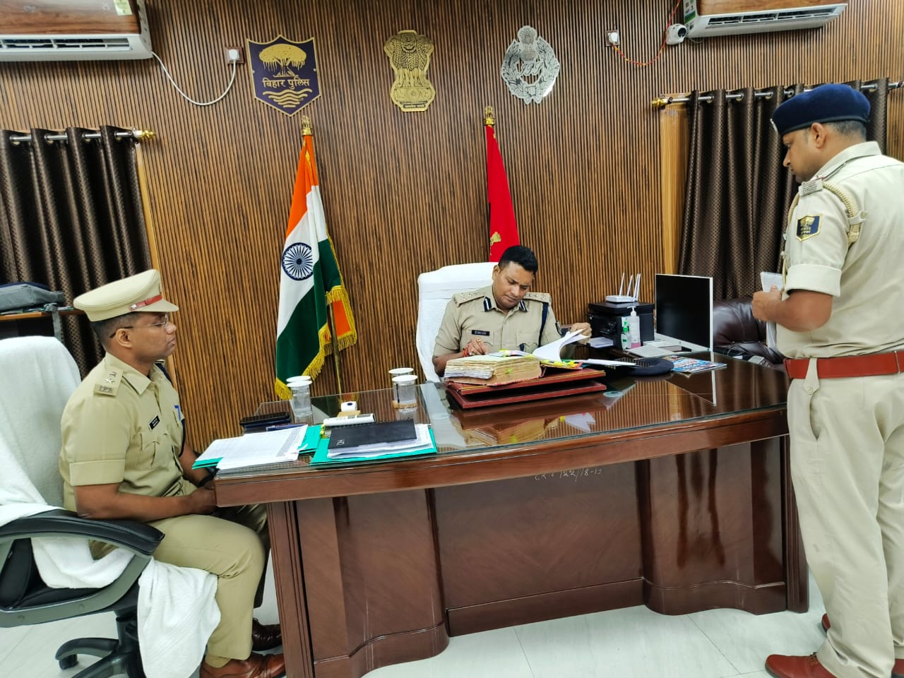डीआईजी कुमार आशीष ने किया सुपौल एसपी कार्यालय का निरीक्षण, अपराध नियंत्रण और लंबित कांडों के निष्पादन पर दिया जोर