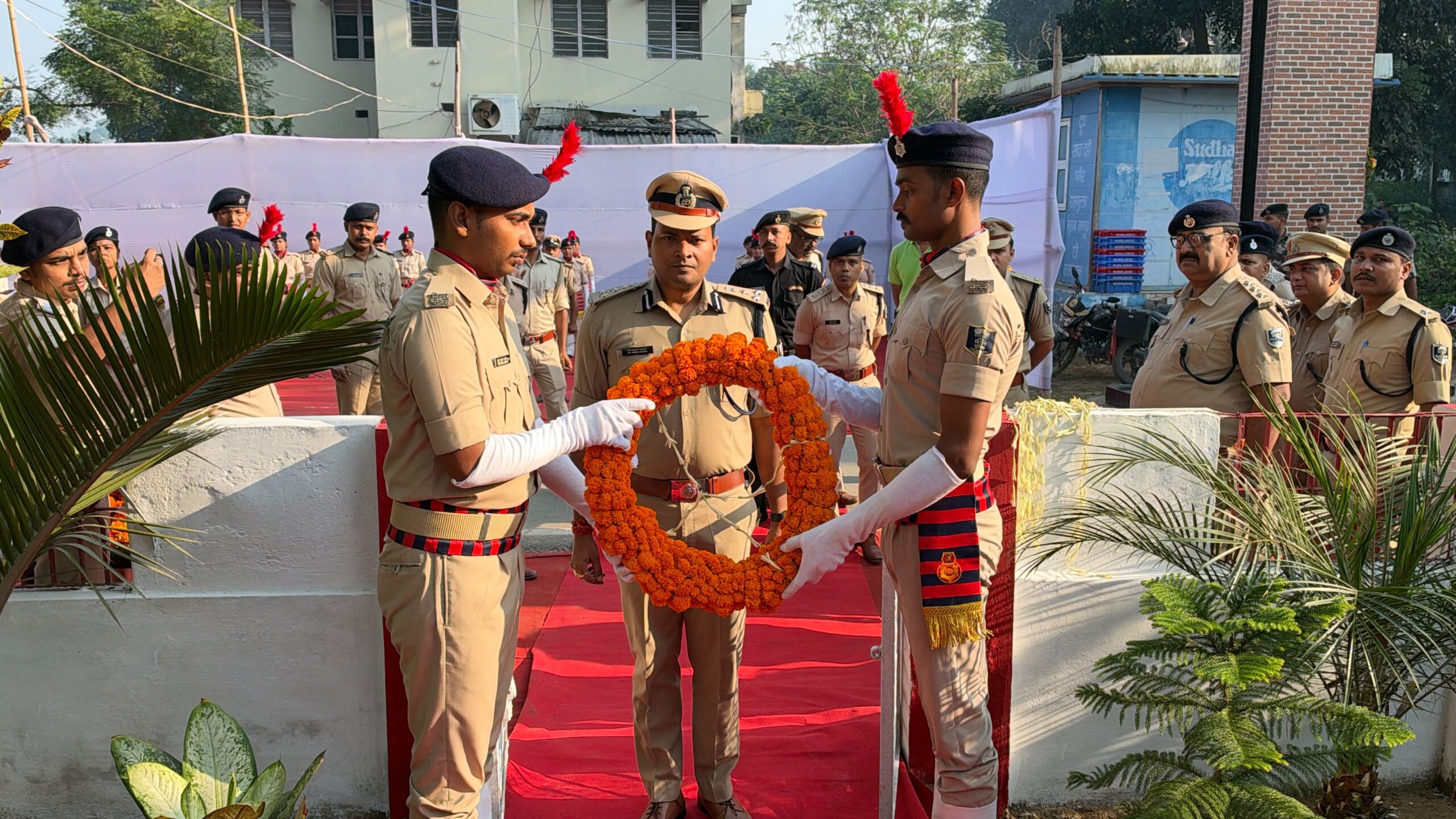 सहरसा पुलिस केंद्र में मनाया गया पुलिस स्मृति दिवस, वीर शहीद पुलिसकर्मियों को दी गई भावपूर्ण श्रद्धांजलि