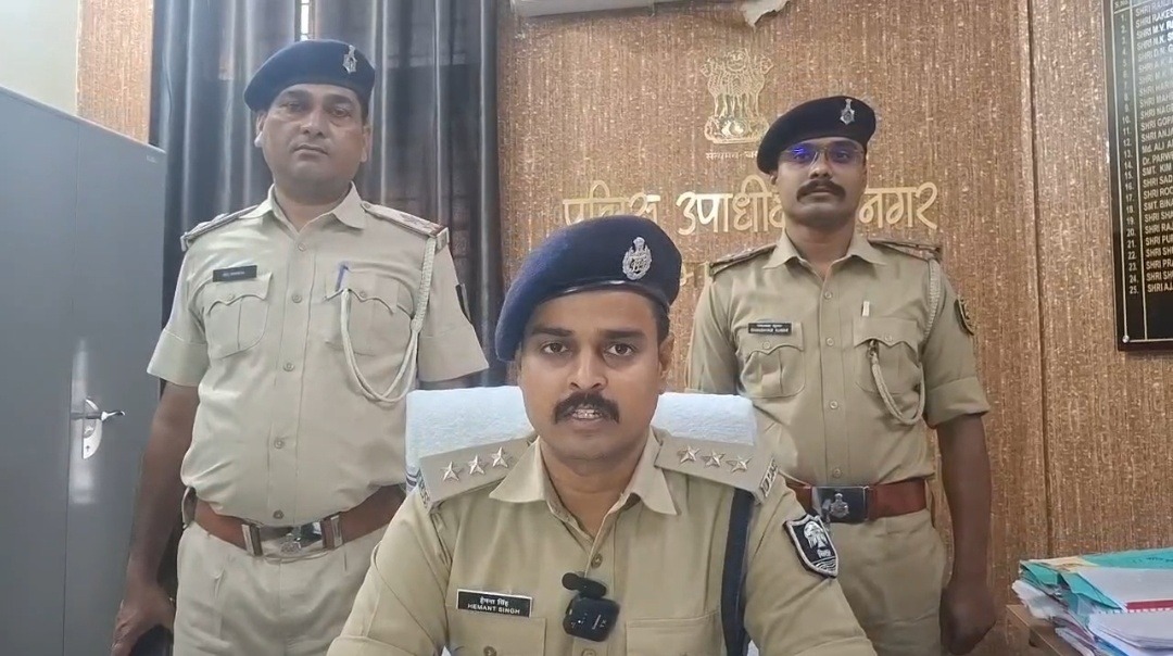 भागलपुर में अवैध जुए के अड्डों पर पुलिस की छापेमारी, 10 लोग गिरफ्तार; नकदी और मोबाइल बरामद