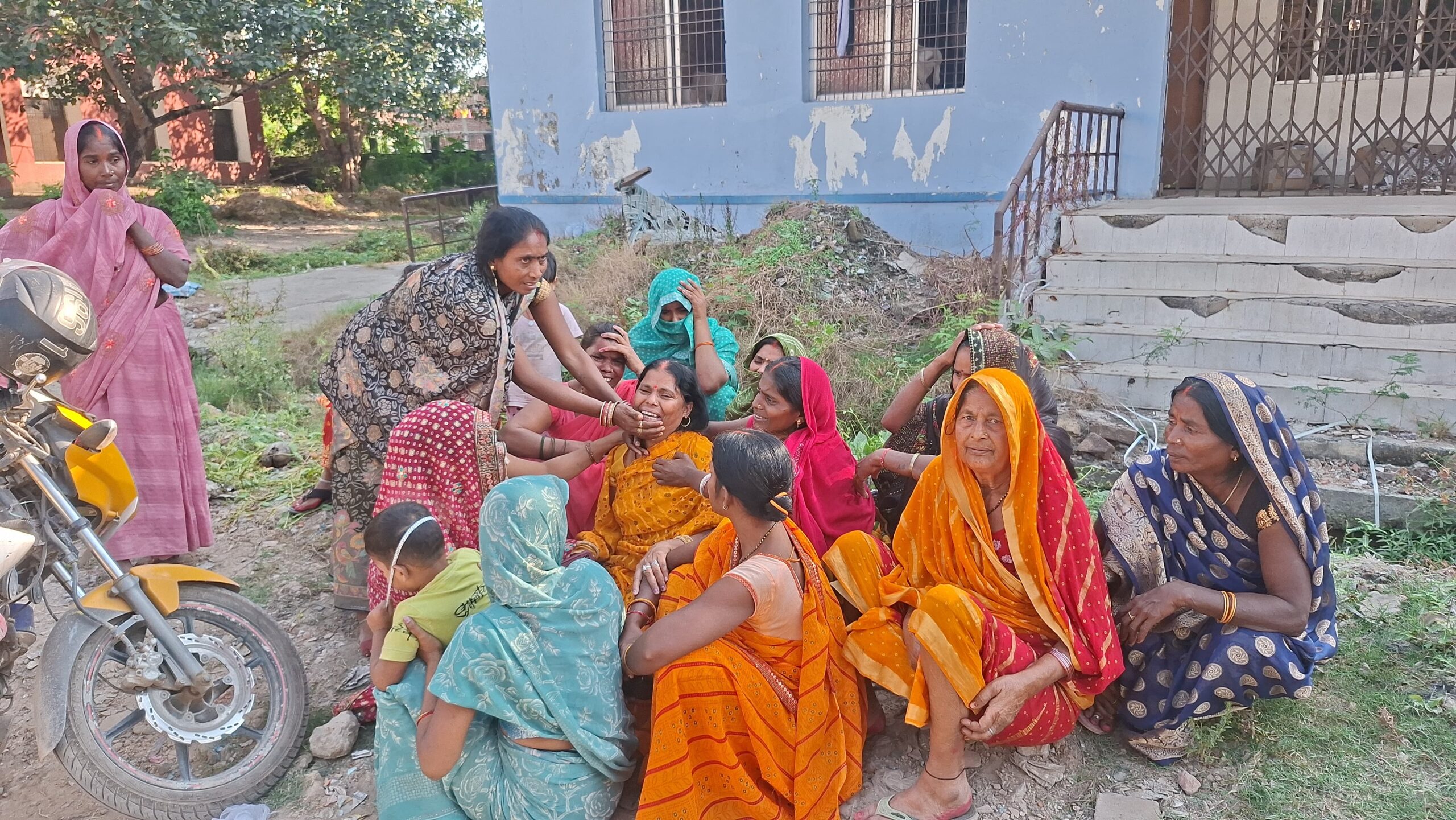 जिस अस्पताल में करता था ड्यूटी, वहीं स्वास्थ्यकर्मी की संदिग्ध मौत, सीसीटीवी फुटेज पर परिजनों ने उठाए सवाल