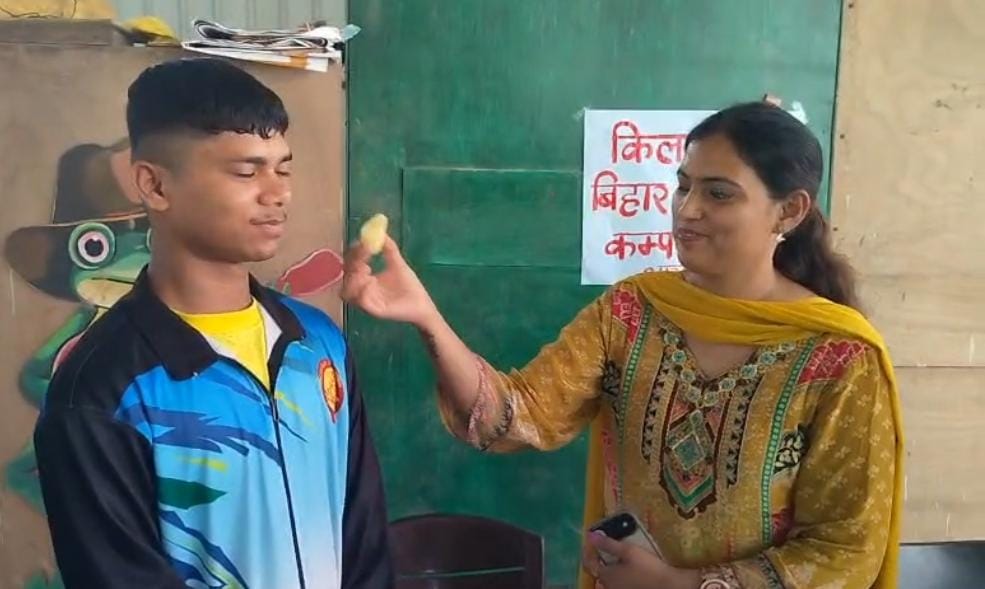 झालमुरी बेचने वाले के बेटे प्रिंस कुमार का अंतरराष्ट्रीय टीम में चयन, पेनकैक सिलाट में भारत का प्रतिनिधित्व करेंगे भागलपुर के खिलाड़ी