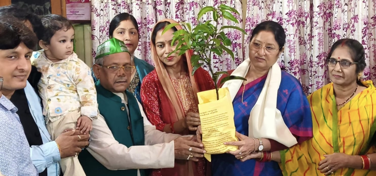 पर्यावरणविद डॉ. कौशल किशोर जायसवाल के अभियान की केंद्रीय मंत्री अन्नपूर्णा देवी ने की सराहना, 65 लाख पौधों के वितरण और रोपण की दी जानकारी