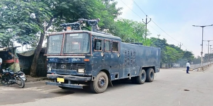 62 करोड़ की वाटर कैनन-वज्र वाहन खरीद पर घमासान, सरकार बोली- सुरक्षा के लिए जरूरी, विपक्ष ने उठाए सवाल