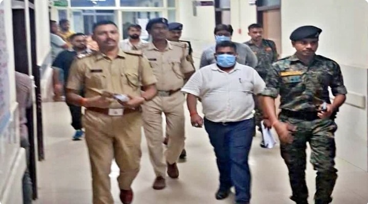 मुजफ्फरपुर में 70 डिसमिल पुश्तैनी जमीन के फर्जी दाखिल-खारिज का आरोप, निलंबित सीओ महेंद्र शुक्ला गिरफ्तार