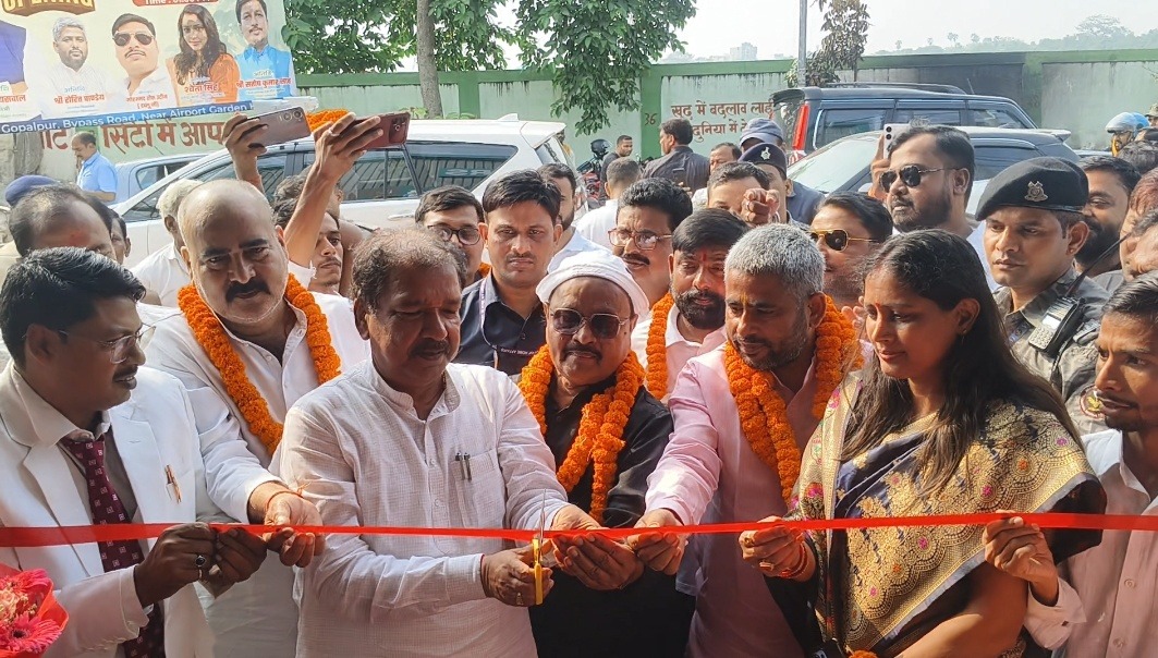 भागलपुर में मामा मोटर्स का भव्य उद्घाटन, मंत्री दिलीप जायसवाल ने काटा फीता; बोले- दिन दोगुनी, रात चौगुनी तरक्की करे प्रतिष्ठान