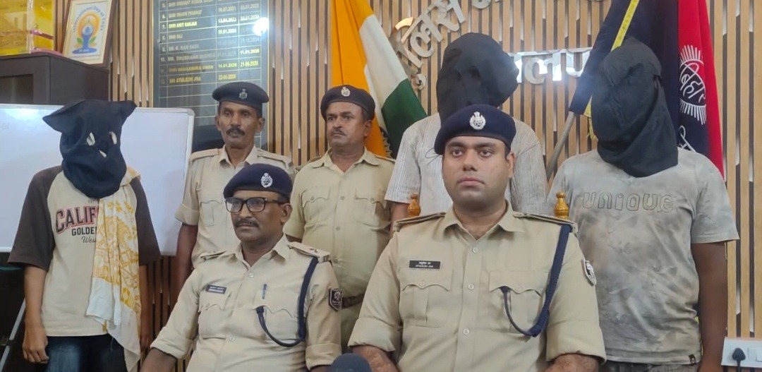 भागलपुर में ब्राउन शुगर तस्करी का खुलासा, 403.20 ग्राम नशीले पदार्थ के साथ महिला समेत 3 गिरफ्तार