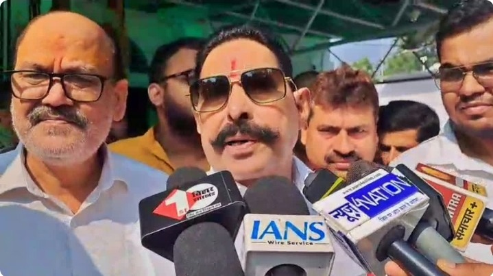 पटना स्नातक चुनाव: डॉ. अनुज सिंह के समर्थन में उतरे अनंत सिंह, नीरज कुमार को लेकर बोले- जमानत जब्त करा देंगे