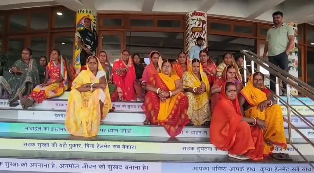 बारामुड़ी खटाल पर प्रशासन सख्त, बेघर होने के डर से परिवारों ने दी आंदोलन की चेतावनी; पुनर्वास की मांग तेज