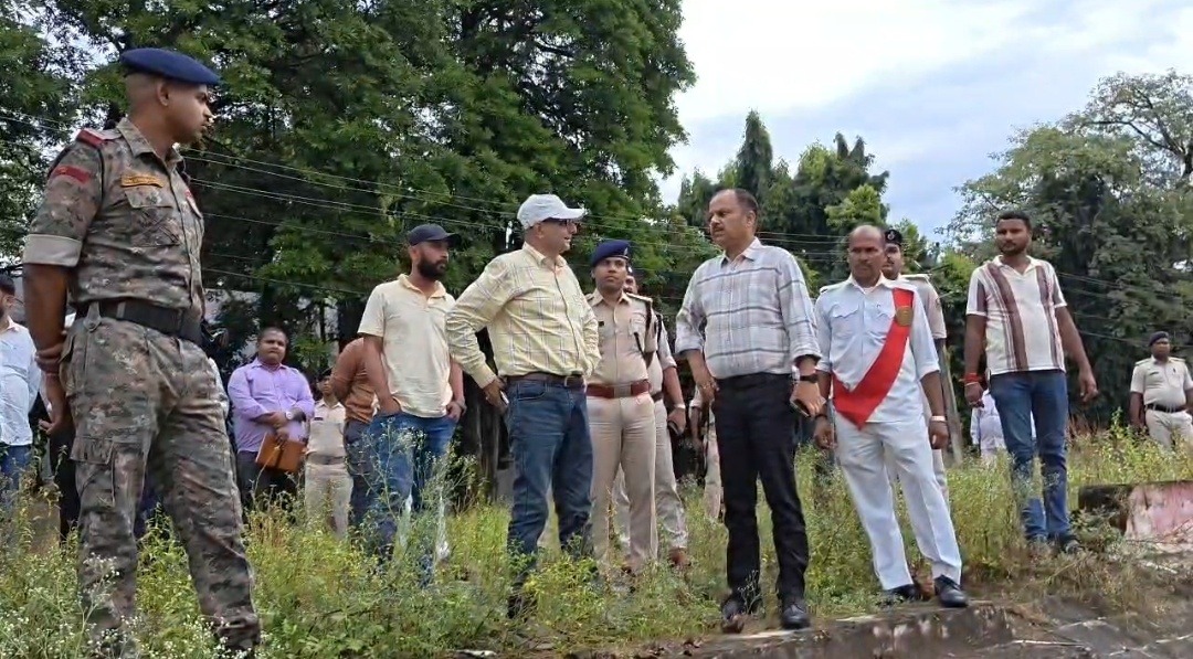 सहरसा में छठ घाटों की बदलेगी सूरत, जिलाधिकारी ने संभाली कमान; 95 घाटों की सफाई दीपावली से पहले होगी पूरी